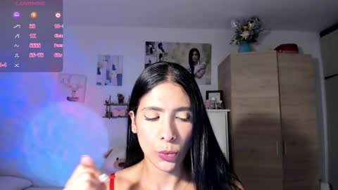 Snapshot of cristalmunez chatting on 11-23-25, 11:04 cristal online show from 11-23-25, 11:04