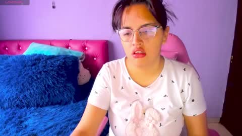 Snapshot of cristaln07 chatting on 02-26-25, 12:14 Natis online show from 02-26-25, 12:14