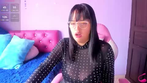 Snapshot of cristaln07 chatting on 09-29-25, 12:54 Natis online show from 09-29-25, 12:54