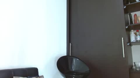 Snapshot of cristian_disick chatting on 12-23-24, 07:09 cristian_disick online show from 12-23-24, 07:09