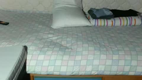 cristianrr184034 online show from 11-03-25, 02:07