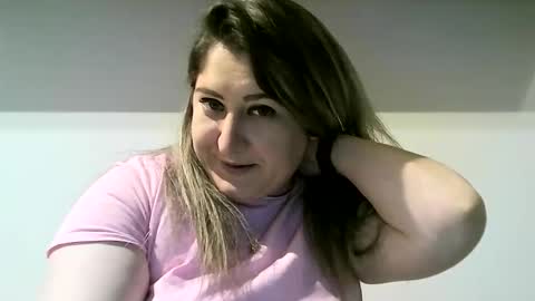 cristina20021991 online show from 10-25-25, 09:31