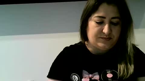 cristina20021991 online show from 03-01-26, 09:44