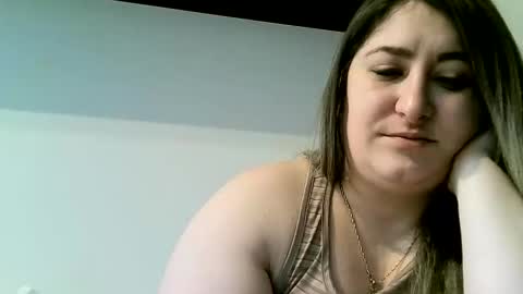 cristina20021991 online show from 03-15-26, 10:32