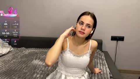 Anne online show from 09-20-25, 04:08