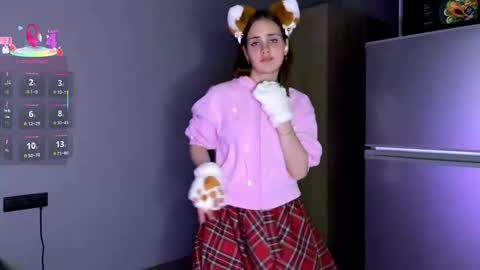 Anne online show from 09-27-25, 04:12