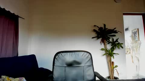 Cristian online show from 04-21-26, 03:07