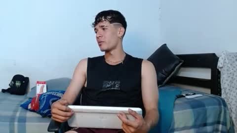 Snapshot of cristofer_hot98 chatting on 02-02-25, 02:48 Cristofer online show from 02-02-25, 02:48