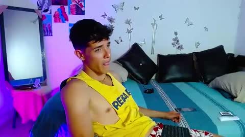 Snapshot of cristofer_hot98 chatting on 03-12-25, 01:25 Cristofer online show from 03-12-25, 01:25