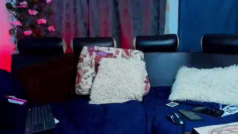 Snapshot of cristofer_hot98 chatting on 10-04-25, 02:42 Cristofer online show from 10-04-25, 02:42