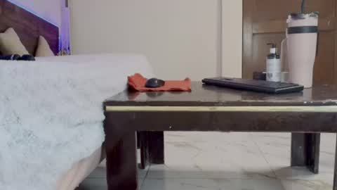 valeska cristofer online show from 07-16-26, 11:33