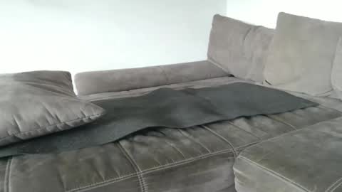 Snapshot of crisup1980 chatting on 12-20-25, 12:45 crisup1980 online show from 12-20-25, 12:45