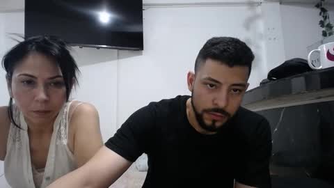 crisyoha4020 online show from 10-08-25, 03:04