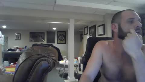 Snapshot of crm400 chatting on 09-17-25, 12:45 billybasement online show from 09-17-25, 12:45