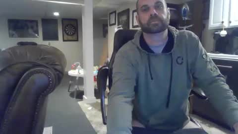 Snapshot of crm400 chatting on 09-28-25, 01:55 billybasement online show from 09-28-25, 01:55