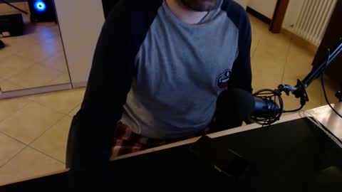 crocken_bisc online show from 12-17-24, 06:09