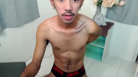 crocodale online show from 10-10-25, 10:20