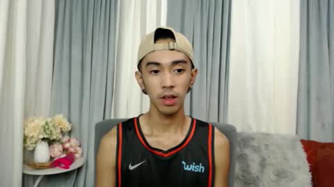 crocodale online show from 04-23-26, 11:53