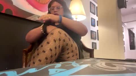 Linda Cross online show from 03-01-25, 12:28