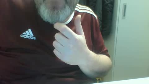 Snapshot of crouch1 chatting on 01-17-25, 01:03 Crouch1 online show from 01-17-25, 01:03