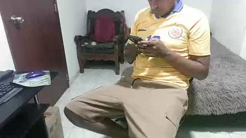 Snapshot of crow1993 chatting on 03-30-26, 02:12 Crowiner online show from 03-30-26, 02:12