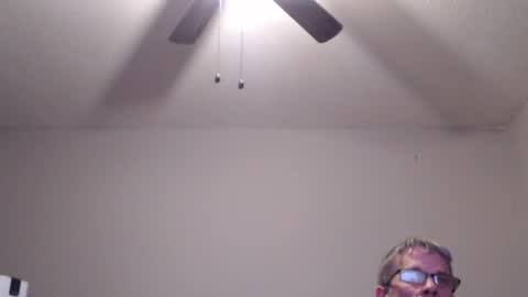 Crownandkat online show from 01-11-26, 05:45