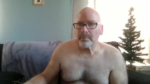 Snapshot of cruising_guy chatting on 10-23-25, 03:00 fun guy online show from 10-23-25, 03:00