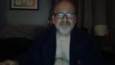 Snapshot of cruising_guy chatting on 12-22-25, 07:49 fun guy online show from 12-22-25, 07:49