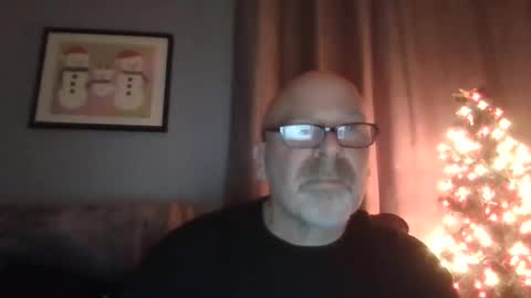 Snapshot of cruising_guy chatting on 01-11-26, 02:05 fun guy online show from 01-11-26, 02:05