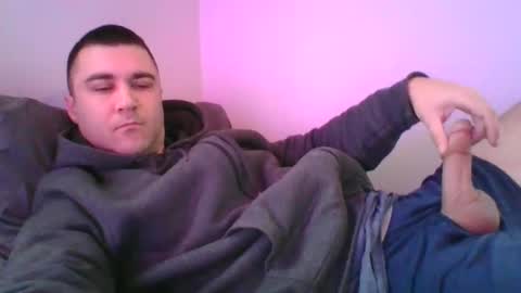 Snapshot of crush380 chatting on 12-15-24, 04:59 Crush380 online show from 12-15-24, 04:59