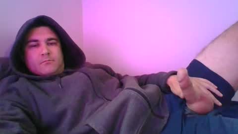 Snapshot of crush380 chatting on 01-04-25, 04:43 Crush380 online show from 01-04-25, 04:43