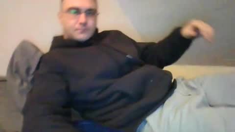 Snapshot of crush380 chatting on 03-08-25, 10:56 Crush380 online show from 03-08-25, 10:56