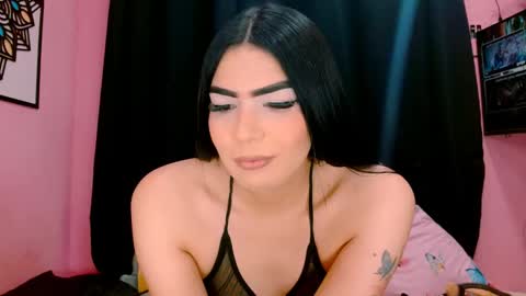 Snapshot of crystal420_ chatting on 09-29-25, 11:31 Instagram cristal espinosa1 online show from 09-29-25, 11:31