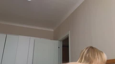 Snapshot of crystal_angells chatting on 12-03-25, 06:54 Cassie control domi and lush in private for free online show from 12-03-25, 06:54