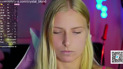 Snapshot of crystal_blond chatting on 11-04-25, 08:52 Crystal online show from 11-04-25, 08:52