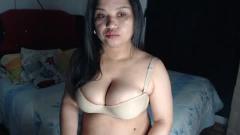   Crystal  Milf online show from 06-12-26, 10:19
