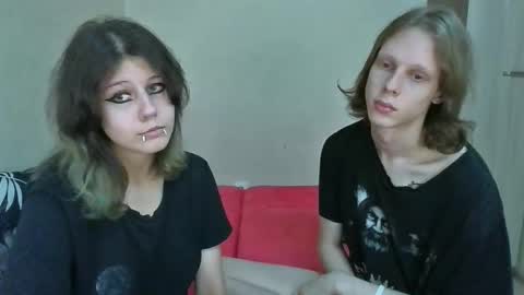 Snapshot of crystal_porn_love chatting on 10-17-25, 10:45 Crystal and Marcl online show from 10-17-25, 10:45