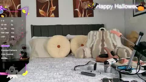 CRYSTAL  online show from 11-02-25, 07:49