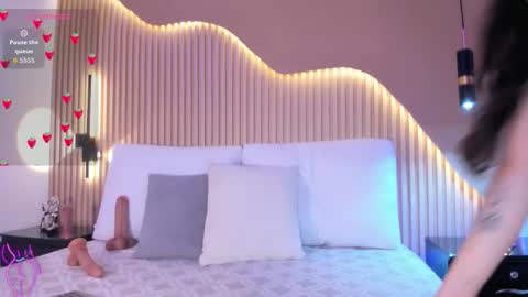 Chris online show from 02-08-26, 03:37