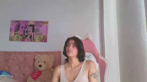 Crystal Blaze online show from 11-22-25, 03:11