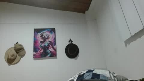 Crystal Blaze online show from 03-18-26, 07:33