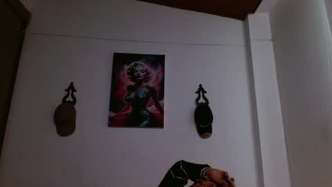 Crystal Blaze online show from 04-27-26, 10:30