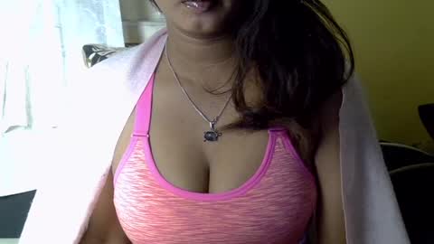 crystalbellax online show from 07-09-26, 06:28