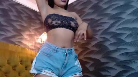 Crystal online show from 09-23-25, 04:10