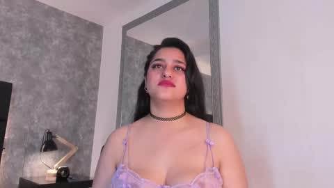 Snapshot of crystaldarliing chatting on 11-25-25, 05:35 Crystal online show from 11-25-25, 05:35