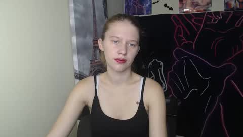 Stella online show from 09-29-25, 06:07