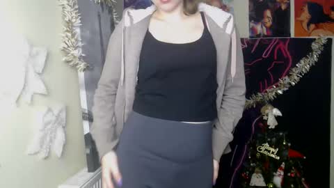 Stella online show from 12-22-25, 07:38