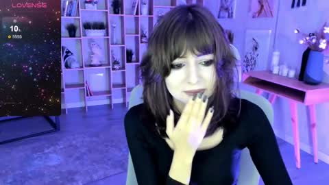 crystallbloom online show from 10-17-25, 04:59