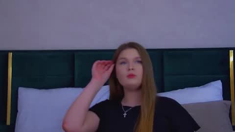 Crystal online show from 03-10-26, 06:46