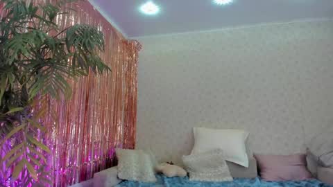 Maria online show from 01-15-25, 03:43